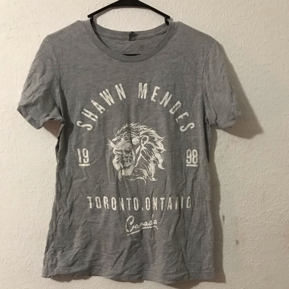 Shawn Mendes top
